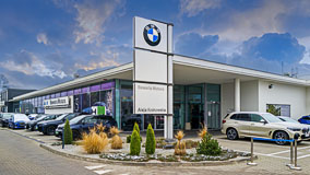 Dealer BMW Bawaria Motors Janki.